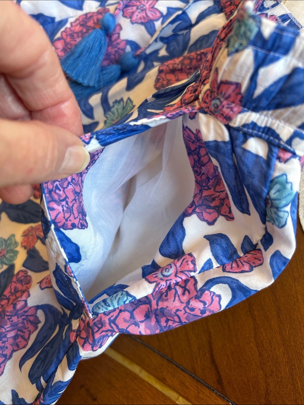 Vineyard Vines Shorts - Picture 7 of 9